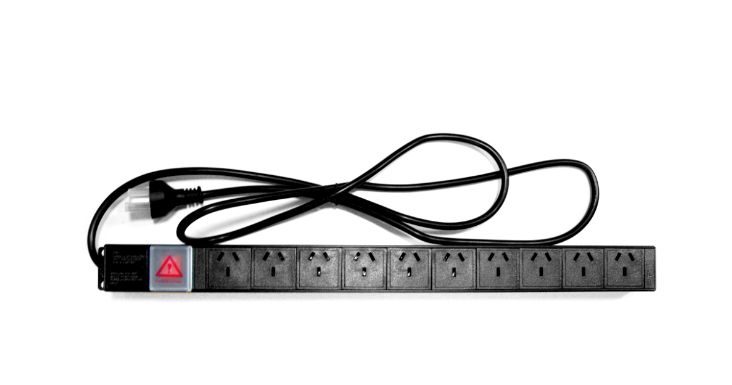 CANAL DE TENSION REGUVOLT 6 TOMAS RV-PDU-6U SIN TERMICA